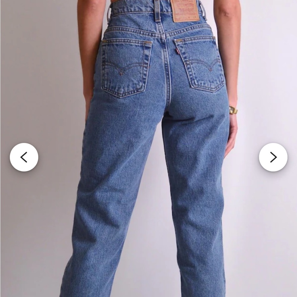 Vintage Levi’s 512 Slim Fit Tapered leg jeans made in USA